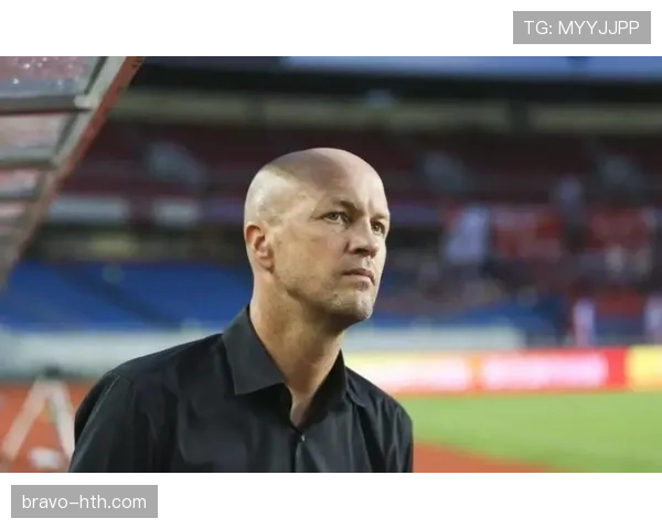 克鲁伊夫战术重塑:比赛节奏控制成足球新潮流