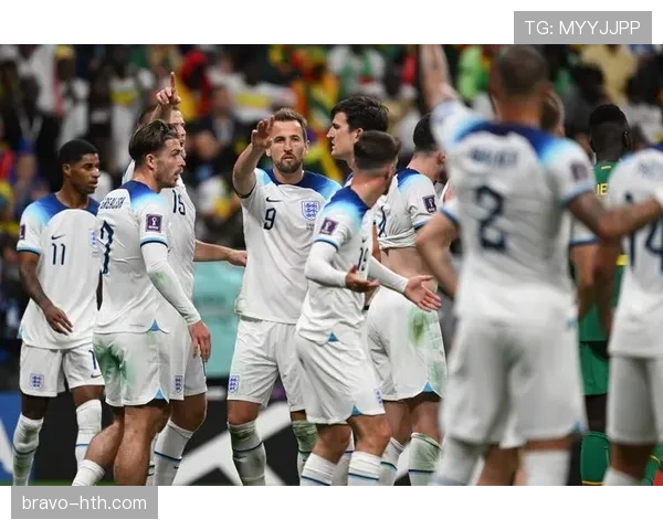 凯恩与萨拉赫的金靴之争：进攻方式与体系贡献度对比